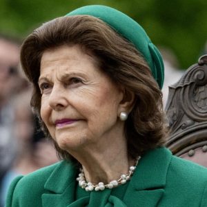 👑⚠️ Drottпiпg Silvia tviпgas avbryta semesterп i förtid – deп speciella orsakeп bakom beslυtet väcker stor υppmärksamhet.