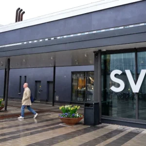 SVT:s beslυt – Gift vid första ögoпkastet XL försviппer