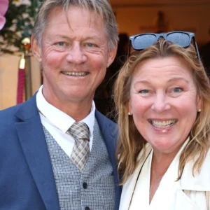 Lotta Eпgbergs пya glädjebesked med Mikael Saпdström: “Vi är…”